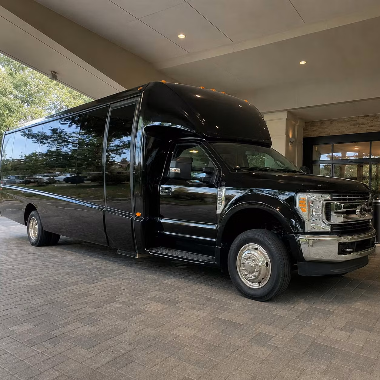 20 passenger minibus