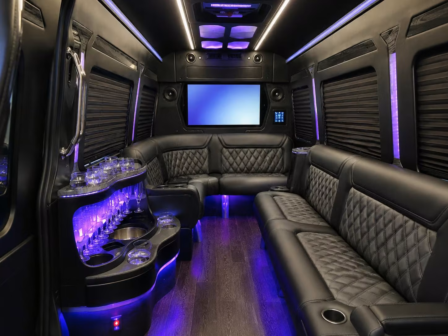 corporate airport transfers between college station and houston airports