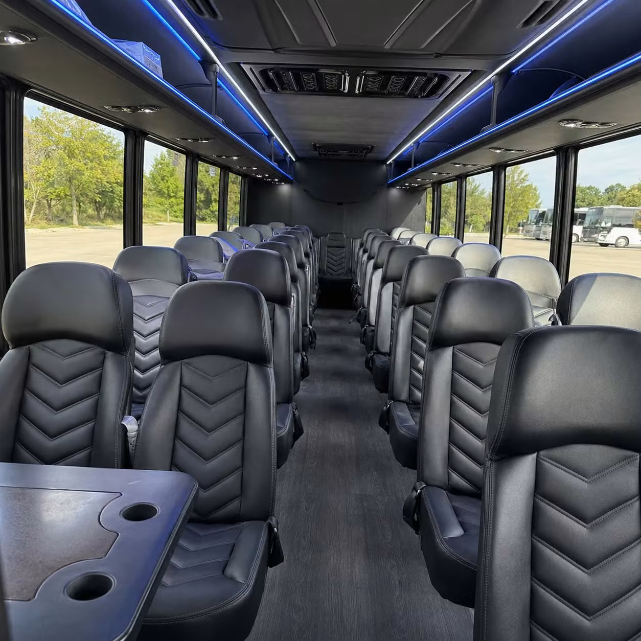 minibus rentals for smaller prom groups in college station texas